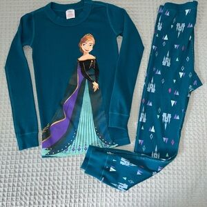 Hanna Andersson Frozen’s Anna pajama set size 6-7